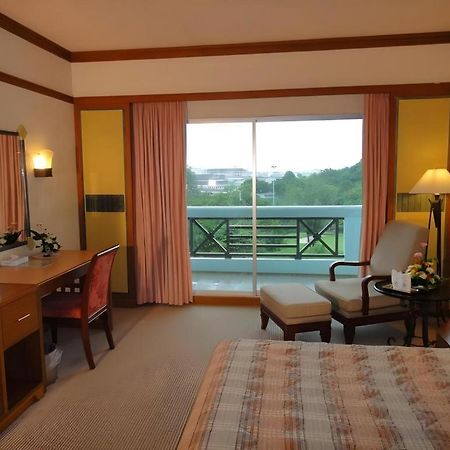 Bp Samila Beach Hotel & Resort Songkhla Eksteriør billede