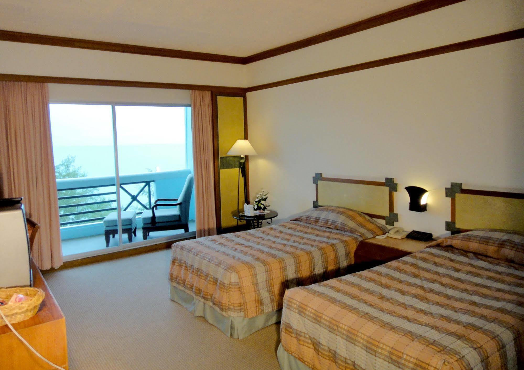 Bp Samila Beach Hotel & Resort Songkhla Eksteriør billede