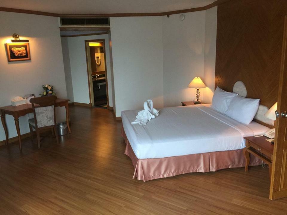 Bp Samila Beach Hotel & Resort Songkhla Eksteriør billede